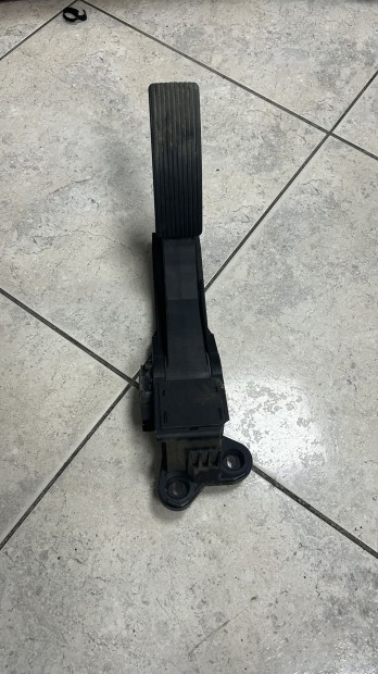 Gázpedál w164 320Cdi eladó