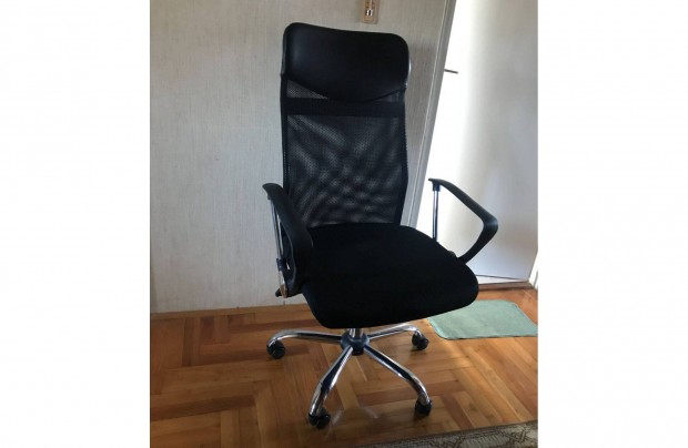 Gázrugós, görgős, karfás forgószék