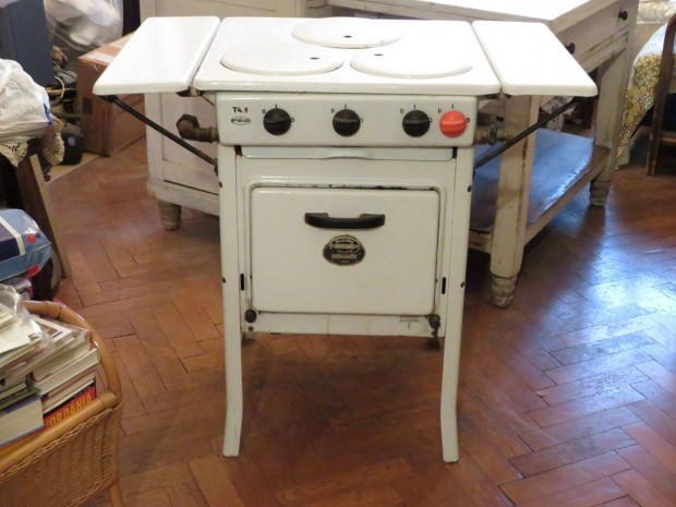 G�zt�zhely F�G