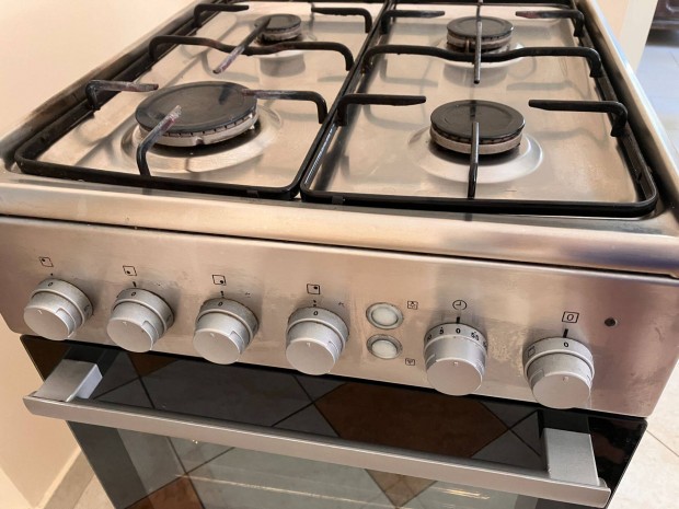 Gáztűzhely - Electrolux (Hőlégkeverős)