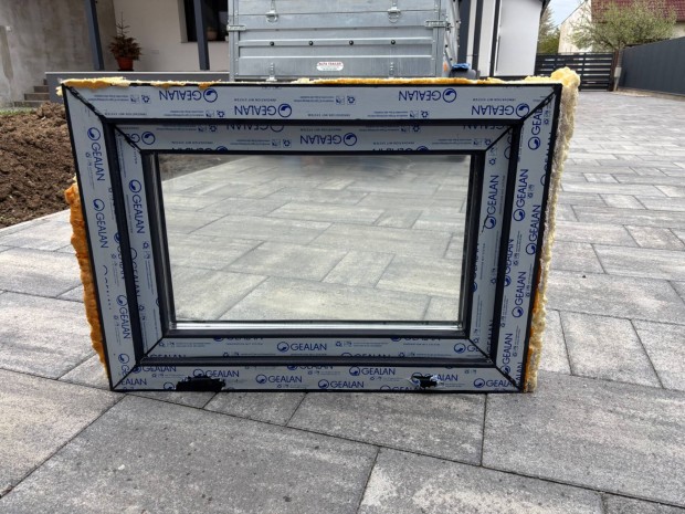 Gealan S8000 ablak