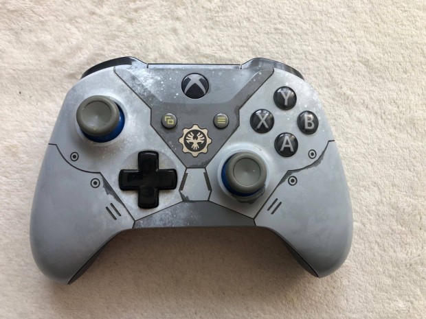 Gears 5 Limitlt Xbox One kontroller, joy, kar. Apr hibval