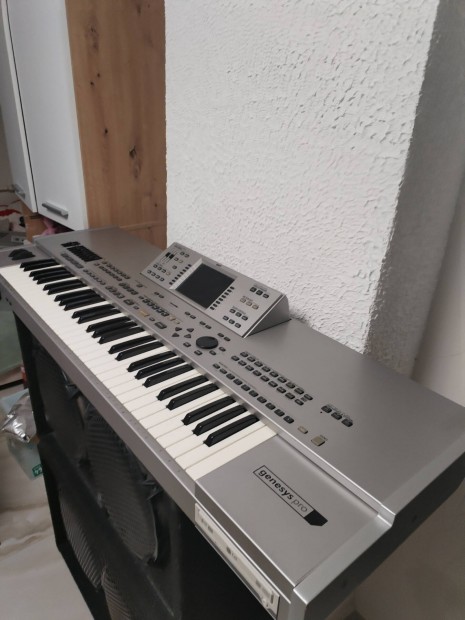 Gem Genesys Pro profi szintetiztor