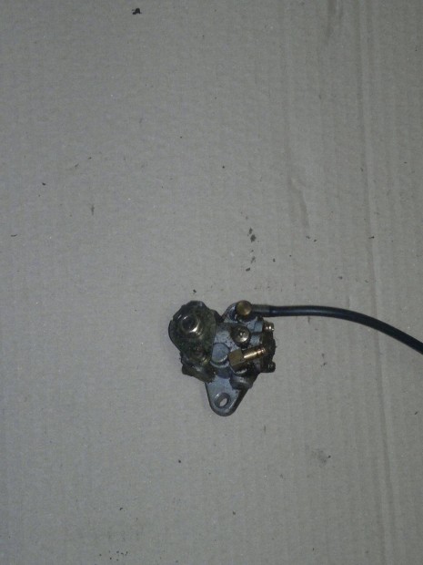 Generic trigger keverk olaj pumpa