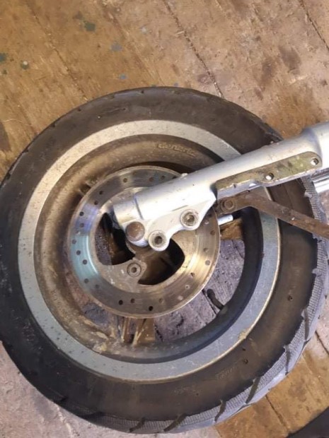 Generick Xor első felni