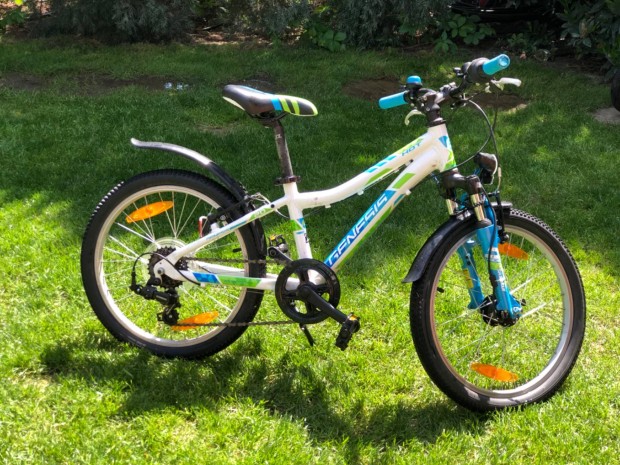 Genesis 20" gyerek kerkpr bicikli (Intersport) agydinams/lmpkkal