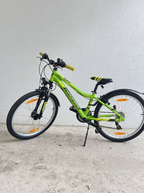 Genesis 24-es bicikli