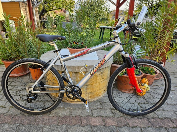 Genesis Heros ASX 45 cm (17") aluminium vzas junior MTB kerkpr