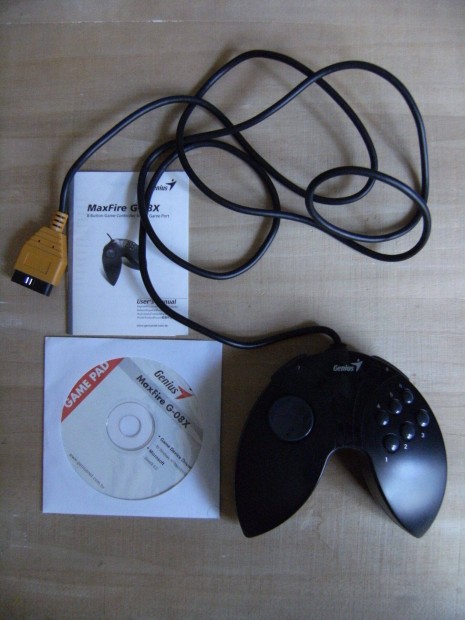 Genius Maxfire G-08X gamepad