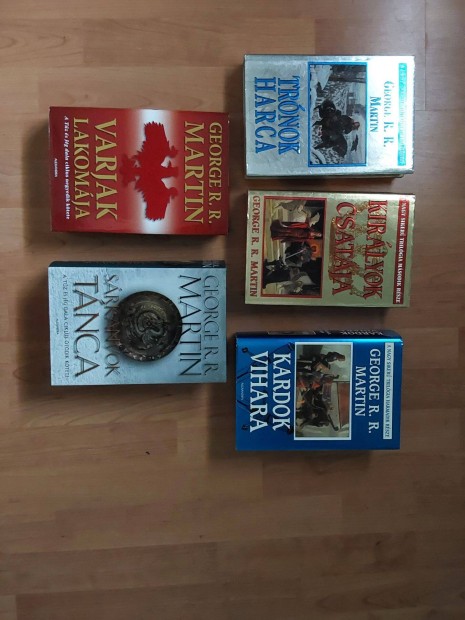 George R. R. Martin Trnok harca 1 - 5 ktet