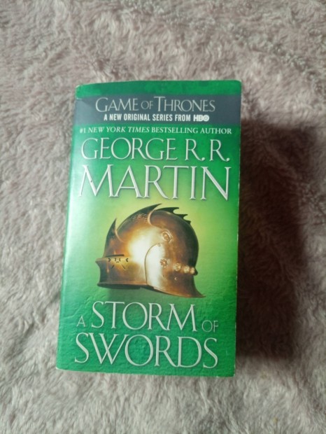George R. R. Martin : A Storm of Swords (Game of Thrones) -  angol