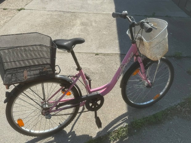 Gepida gyermek bicikli elad