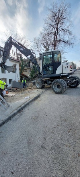 G�pkezel� �s cs�h�l�zati szerel�