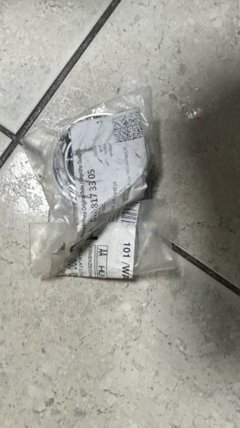 Gptet emblma A0008173305 elad