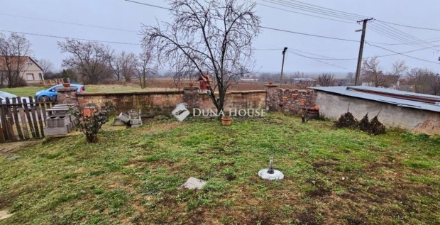 Geresdlaki elad� 65 nm-es h�z