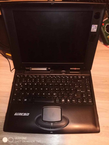 Gericom Pentium 200 Mhz MMX laptop elad