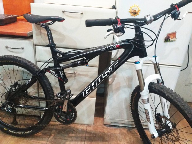 Ghost AMR, karbon, teljes XTR Fox szet, downhill kerékpár, bicikli