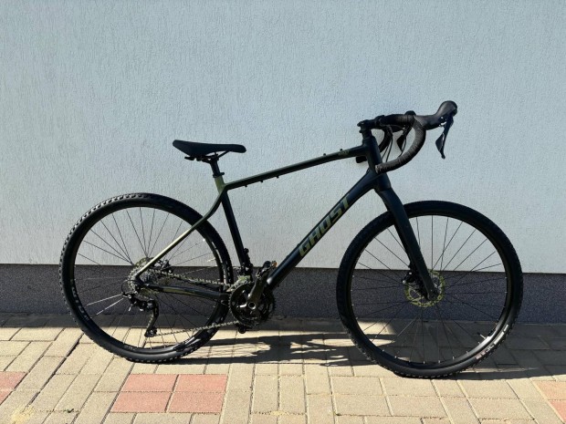Ghost asket essential gravel L-es