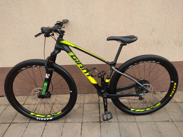 Giant xtc advanced 29es carbon vzas hardtail kerkpr 