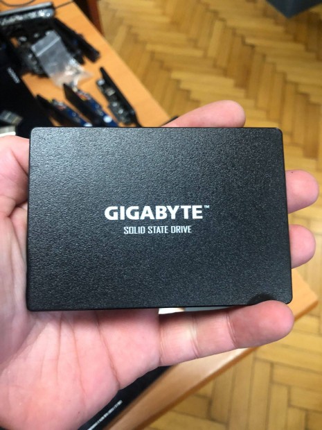 Gigabyte 120 GB SSD 2.5"