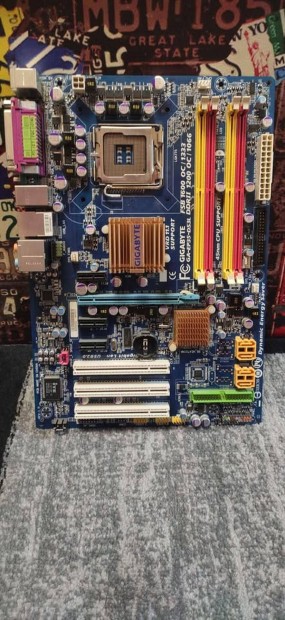 Gigabyte EP35 DS3L ATX LGA775 Alaplap