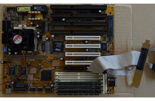 Gigabyte GA-586HX alaplap (flgp)