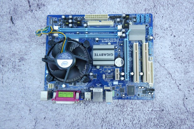 Gigabyte GA-G41M-Es2L szmtgp alaplap DDR2 775 E6600 proci