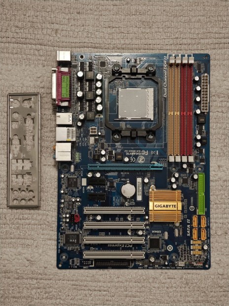 Gigabyte GA-M56S-S3 Alaplap Hib�tlan �llapot + I/O Shield (AM2/AM2+)