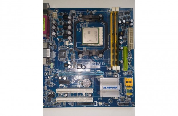 Gigabyte GA-M61SME-S2L alaplap s amd Processzor,ram