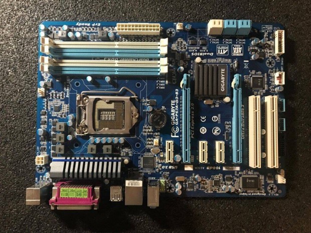 Gigabyte GA-P67A-D3-B3 alaplap, LGA1155, ATX