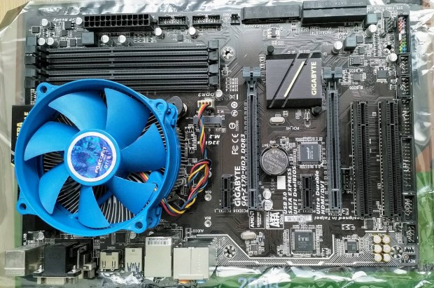 Gigabyte GA-Z170-HD3 DDR3 Alaplap és I5 6600 processzor