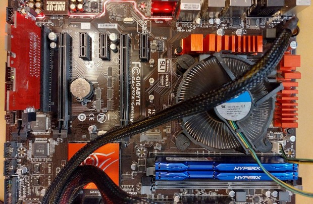 Gigabyte GA-Z97X gaming 3 s1150-es tuning alaplap