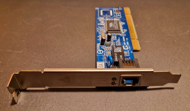 Gigabyte GN-FE605 10/100 Fast Ethernet PCI Adapter