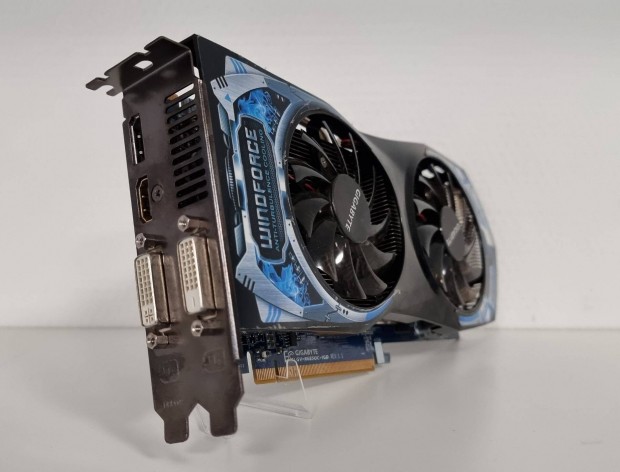 Gigabyte Radeon HD6850 OC 1GB 256bit Gddr5 GV-R685OC-1GD Videokrtya