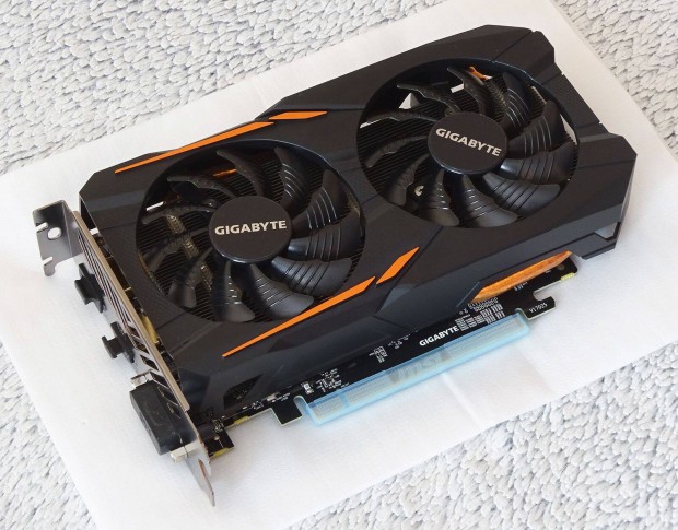 Gigabyte Radeon RX560 2GB, hibtlan VGA krtya!