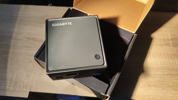 Gigabyte brix mini pc szmtgp