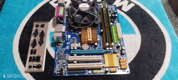 Gigabyte ddr2 i3 2100 alaplap