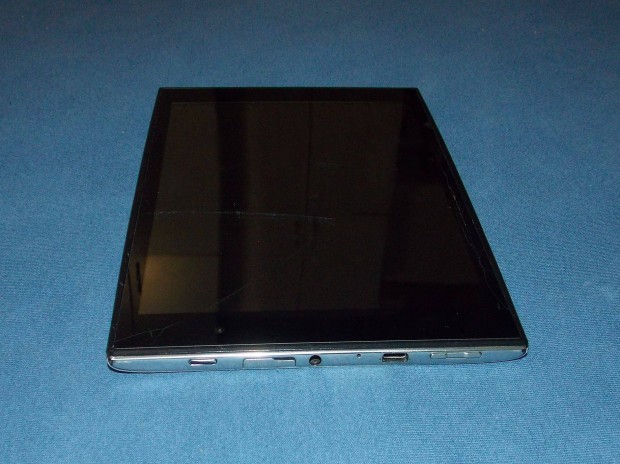 Gigaset QV-830 8 colos tablet, alkatrésznek