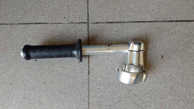 Gilera DNA 50 korm�ny bal