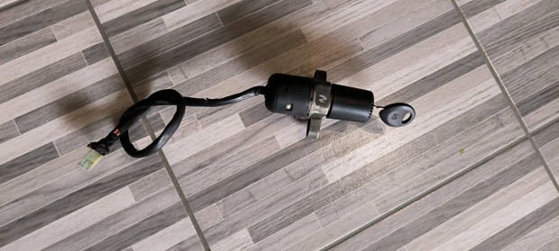 Gilera Dna 50 gyjtskapcsol