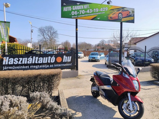 Gilera GP 800 .
