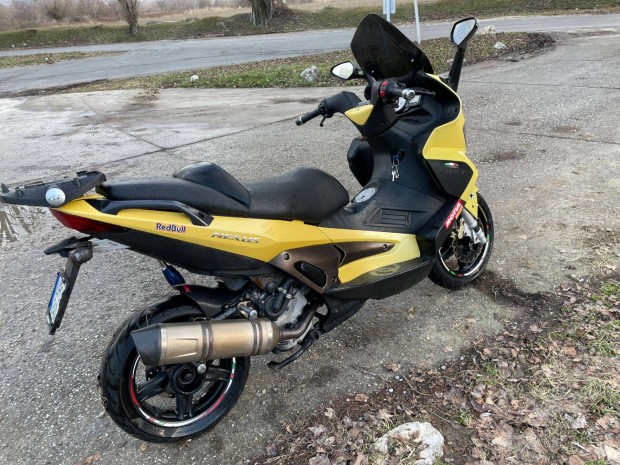 Gilera Nexus, rengeteg extraval, gy�ny�r� �llapotban