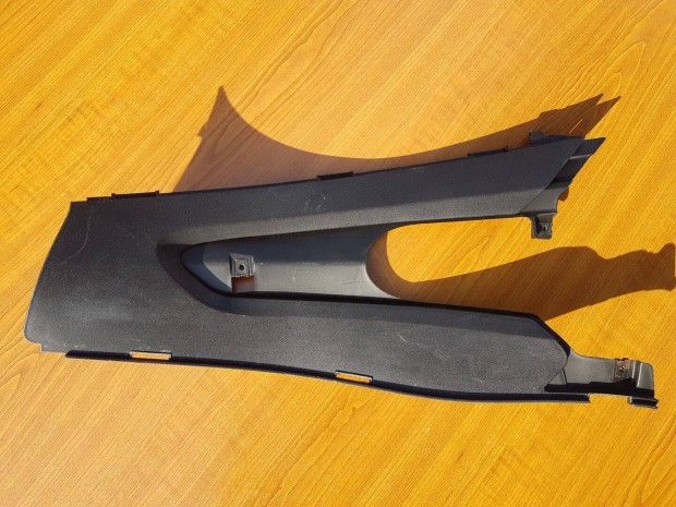 Gilera Runner 50 SP Bal oldali láb melletti idom 12598