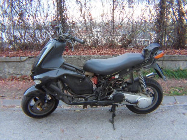 Gilera Runner 50 karbis alkatrszek