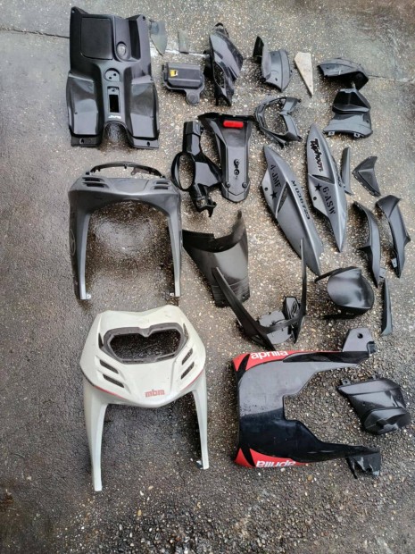 Gilera Typhoon XR 50 bontott alkatr�szei elad�k