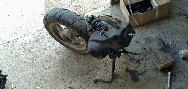 Gilera stalker Nrg typhoon motor alkatrsz 