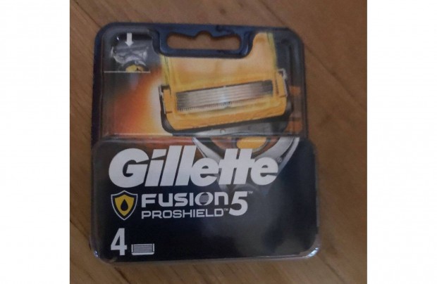 Gillette Fusion Proshield borotvabett 4 db-os