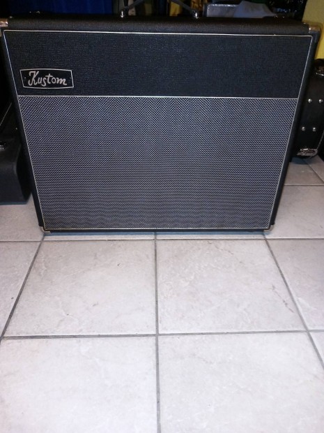Gitárláda, hangfal 200w - 8Ohm, 2db.30cm.hangszóróval !