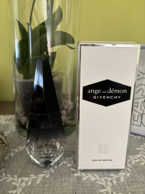 Givenchy ange ou demon parfm