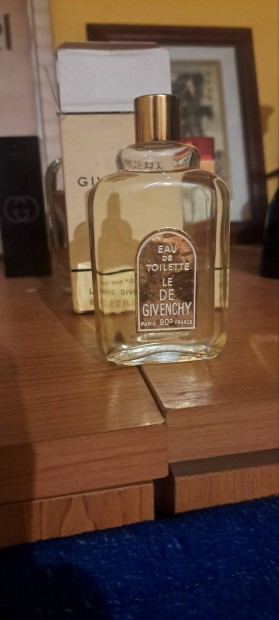 Givenchy parfm, 